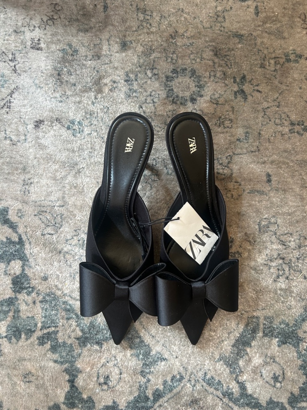 Zara Black Pointed Toe Bow Mules